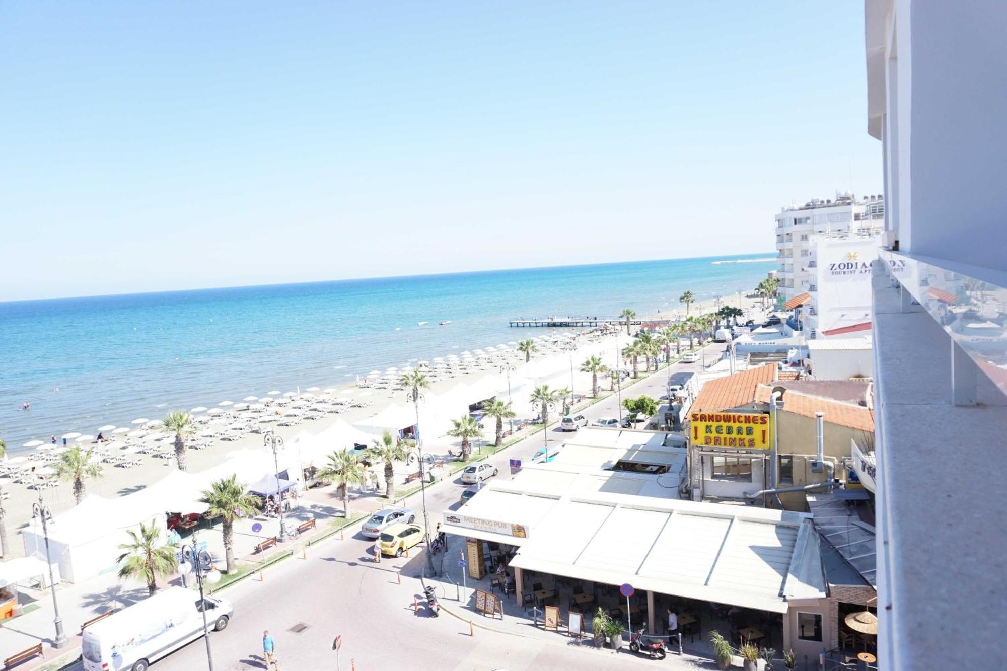 Lazuli Sea View Beachfront Ap 21 Larnaka Exterior foto