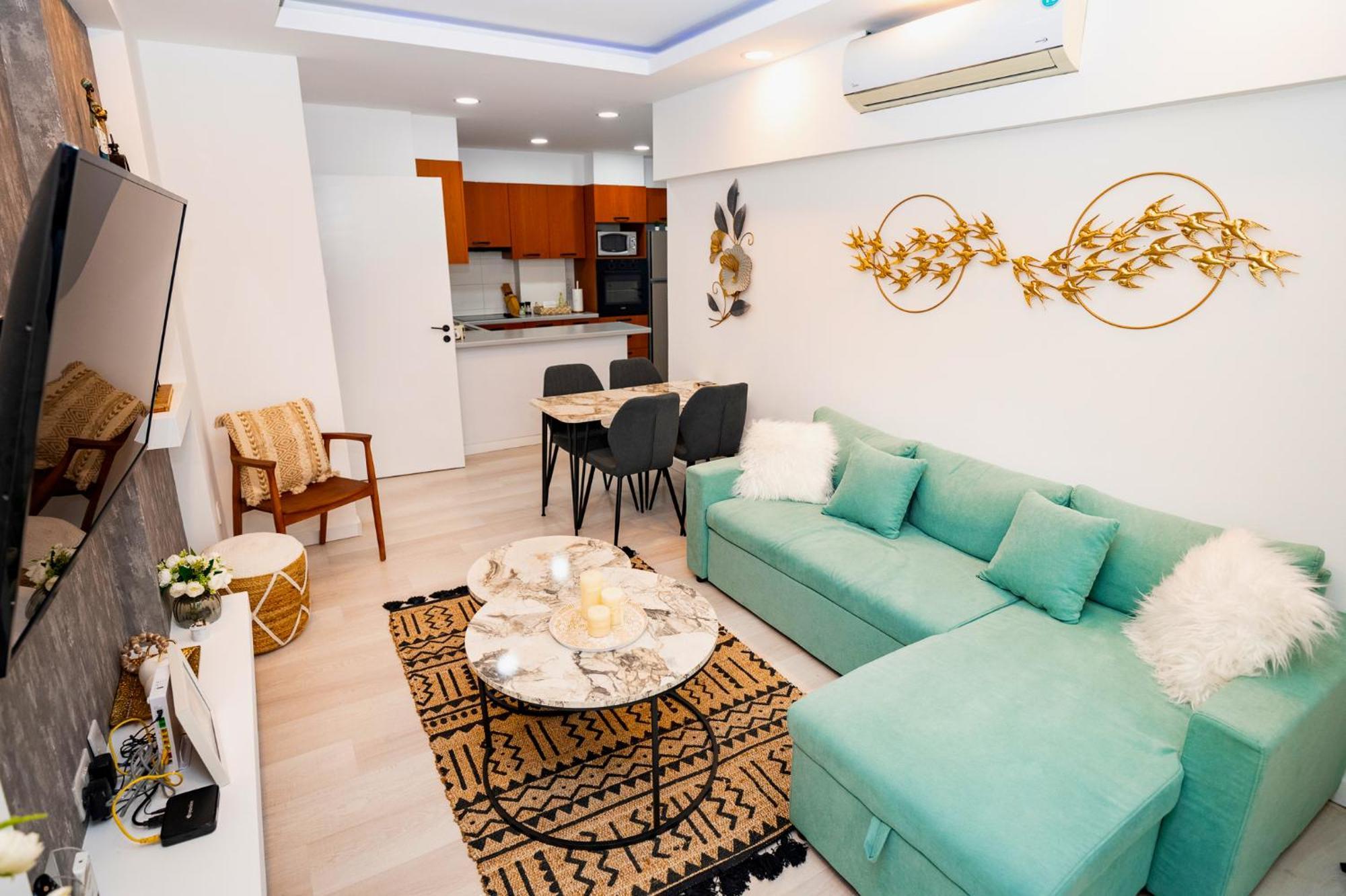 Lazuli Sea View Beachfront Ap 21 Larnaka Exterior foto